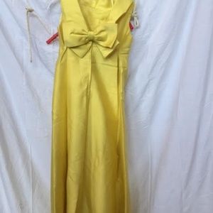 Yello Bowtie dress